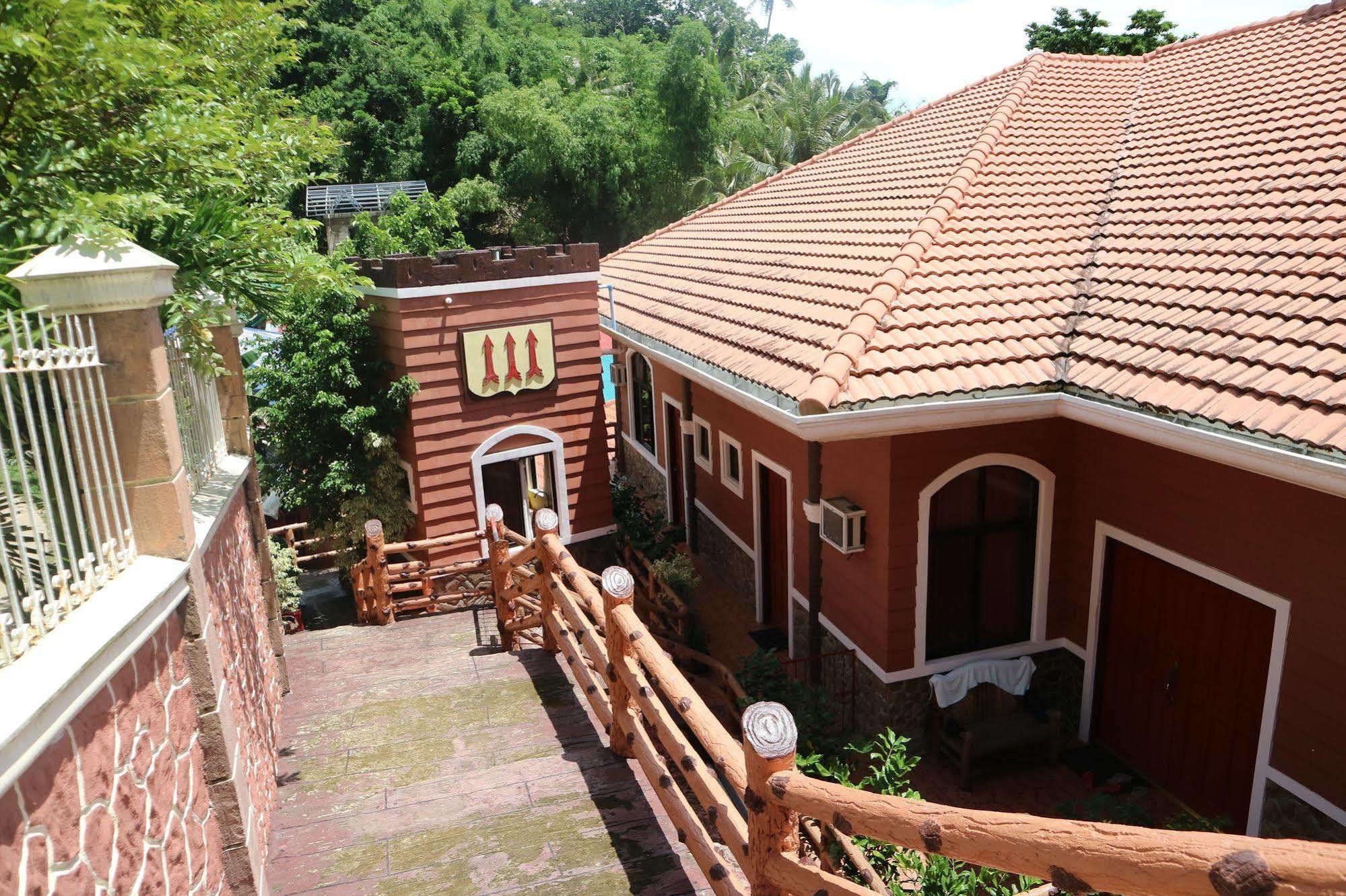 Готель Jannah Glycel Beach House Ґімарас Екстер'єр фото